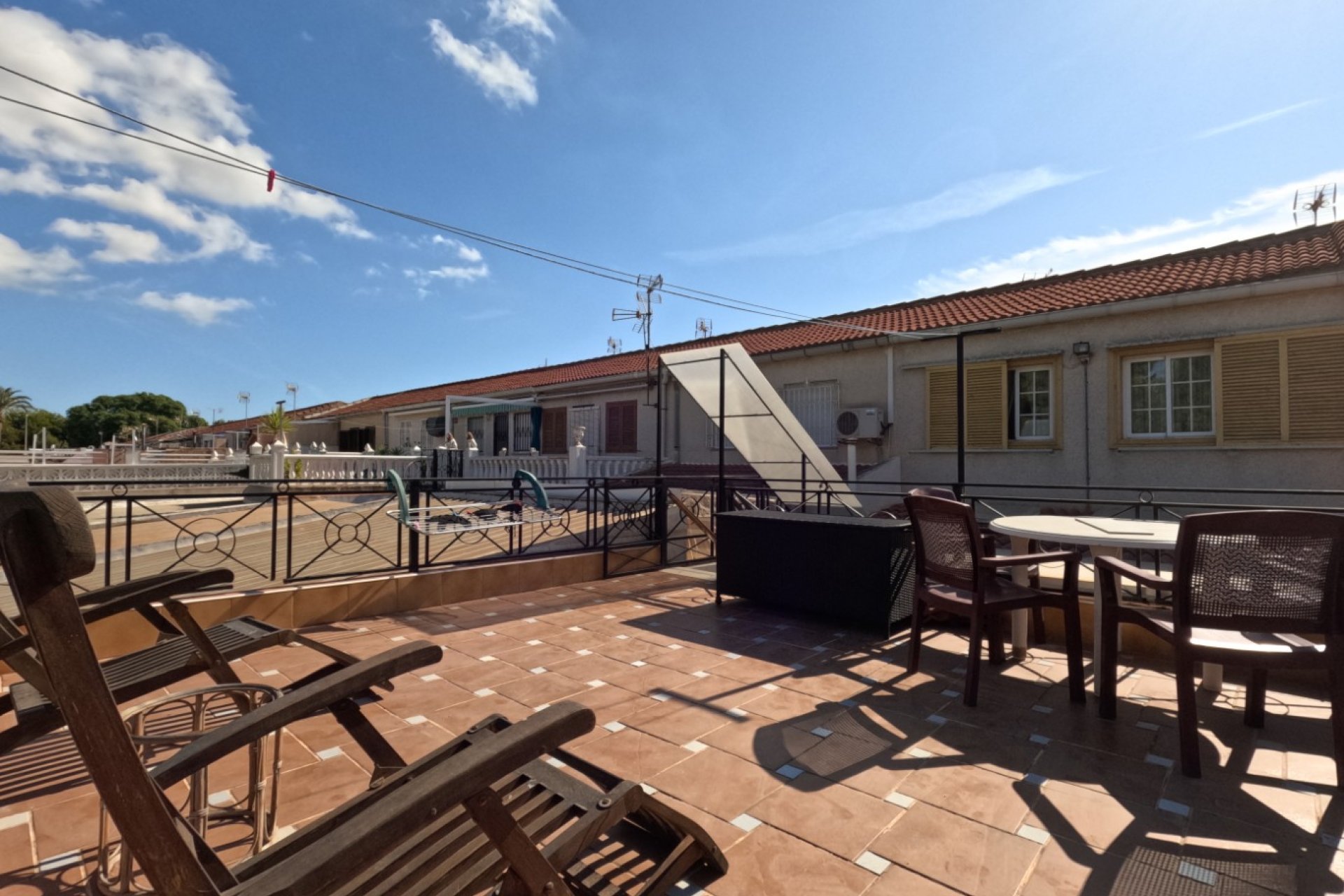 Resale - Terraced house / Townhouse - Torrevieja - El Acequión - Los Náufragos