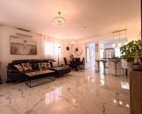 Resale - Terraced house / Townhouse - Torrevieja - El Acequión - Los Náufragos