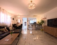 Resale - Terraced house / Townhouse - Torrevieja - El Acequión - Los Náufragos