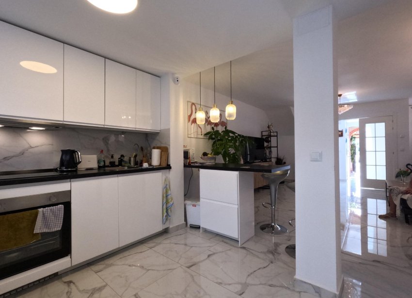 Resale - Terraced house / Townhouse - Torrevieja - El Acequión - Los Náufragos