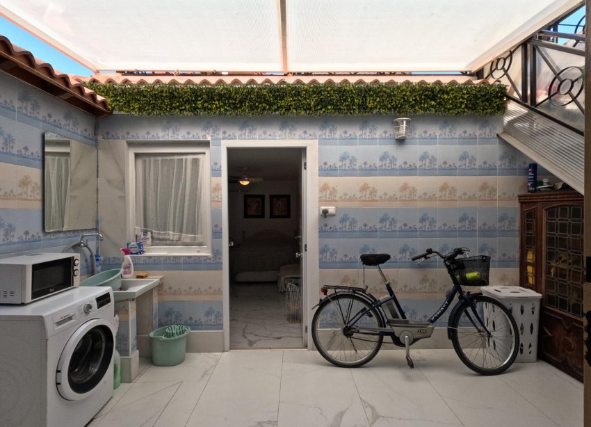 Resale - Terraced house / Townhouse - Torrevieja - El Acequión - Los Náufragos