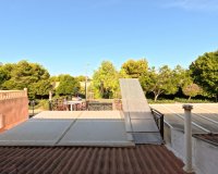 Resale - Terraced house / Townhouse - Torrevieja - El Acequión - Los Náufragos