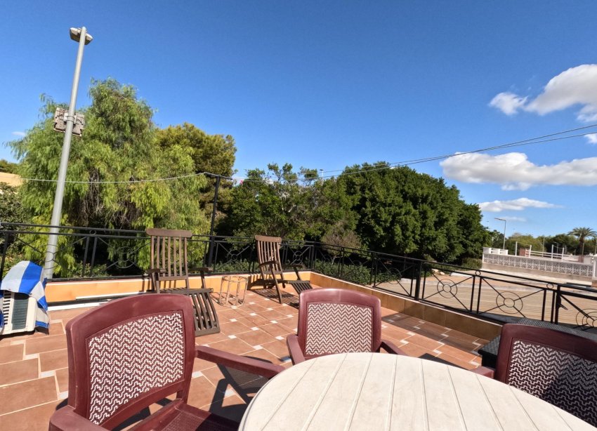 Resale - Terraced house / Townhouse - Torrevieja - El Acequión - Los Náufragos