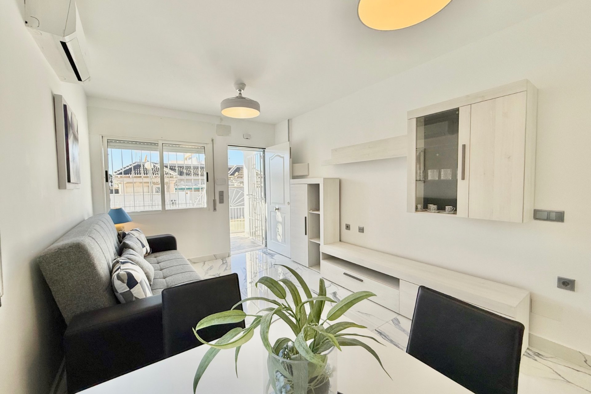 Resale - Terraced house / Townhouse - Torrevieja - El chaparral