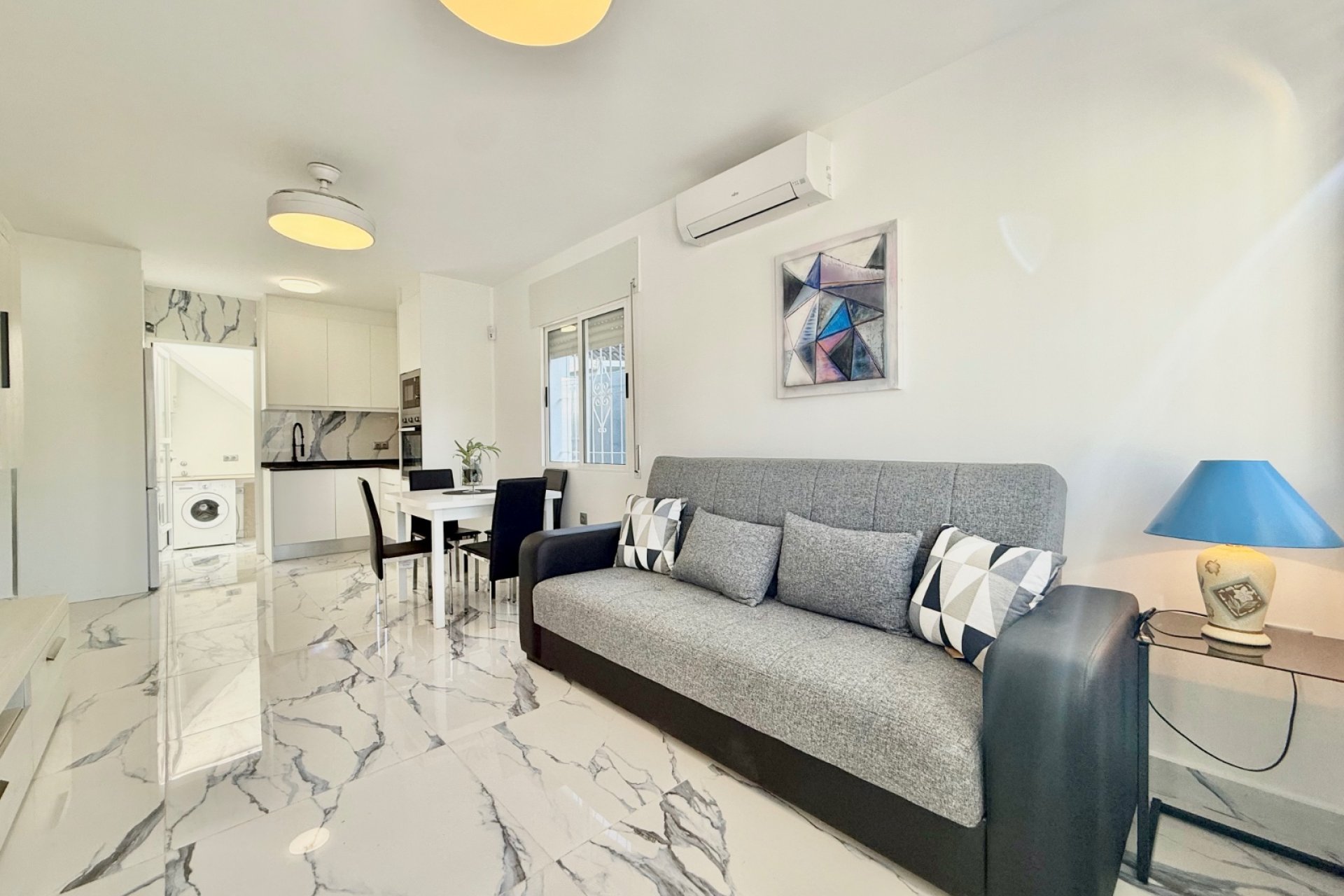 Resale - Terraced house / Townhouse - Torrevieja - El chaparral