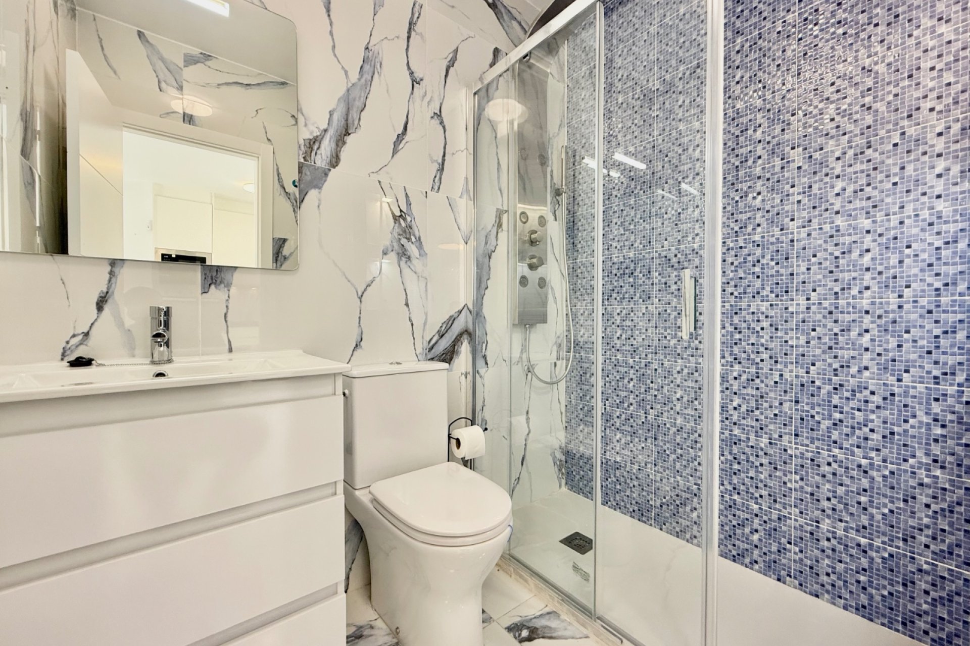 Resale - Terraced house / Townhouse - Torrevieja - El chaparral