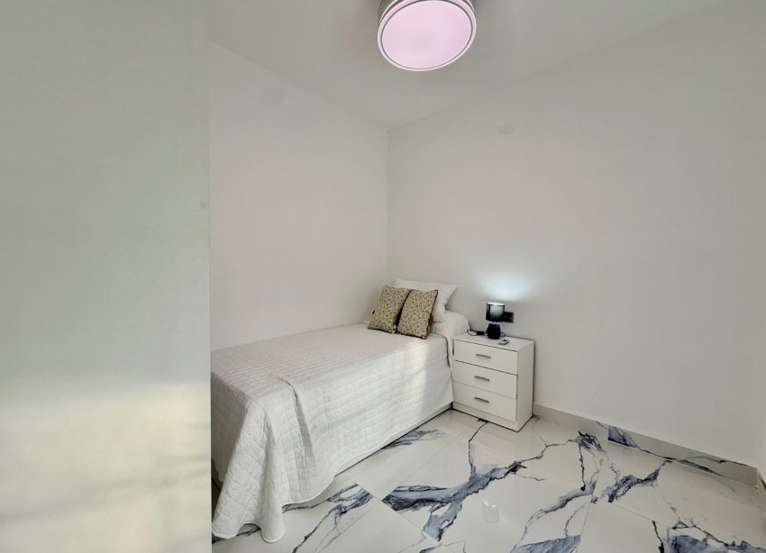 Resale - Terraced house / Townhouse - Torrevieja - El chaparral