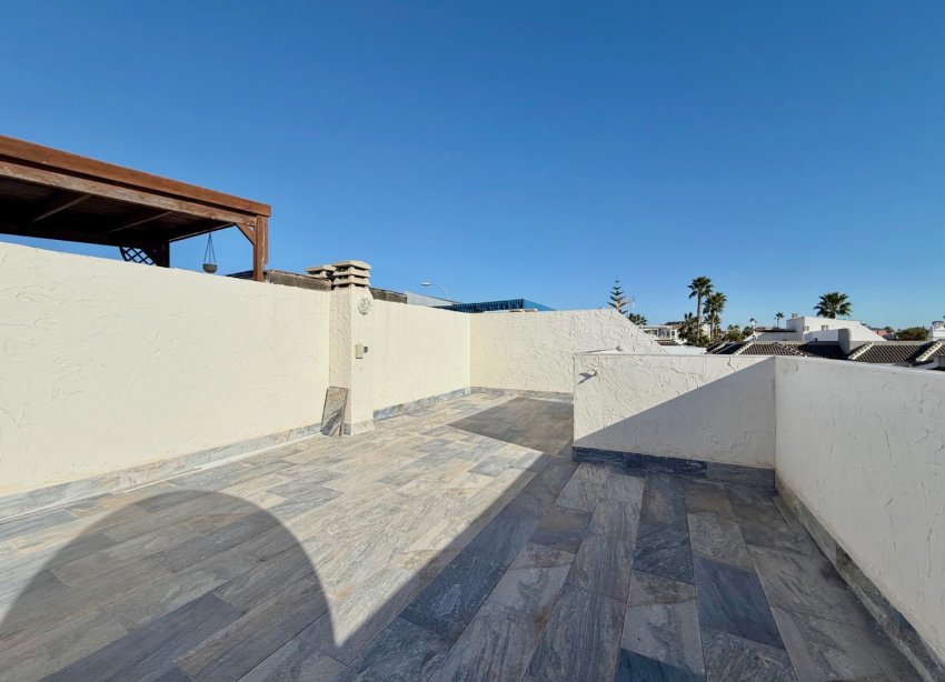 Resale - Terraced house / Townhouse - Torrevieja - El chaparral