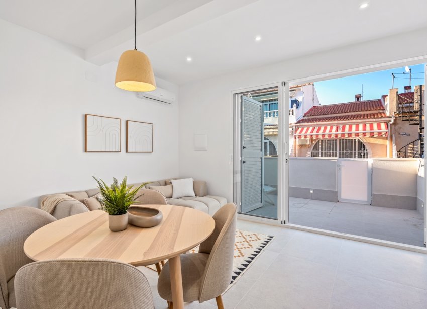 Resale - Terraced house / Townhouse - Torrevieja - El chaparral