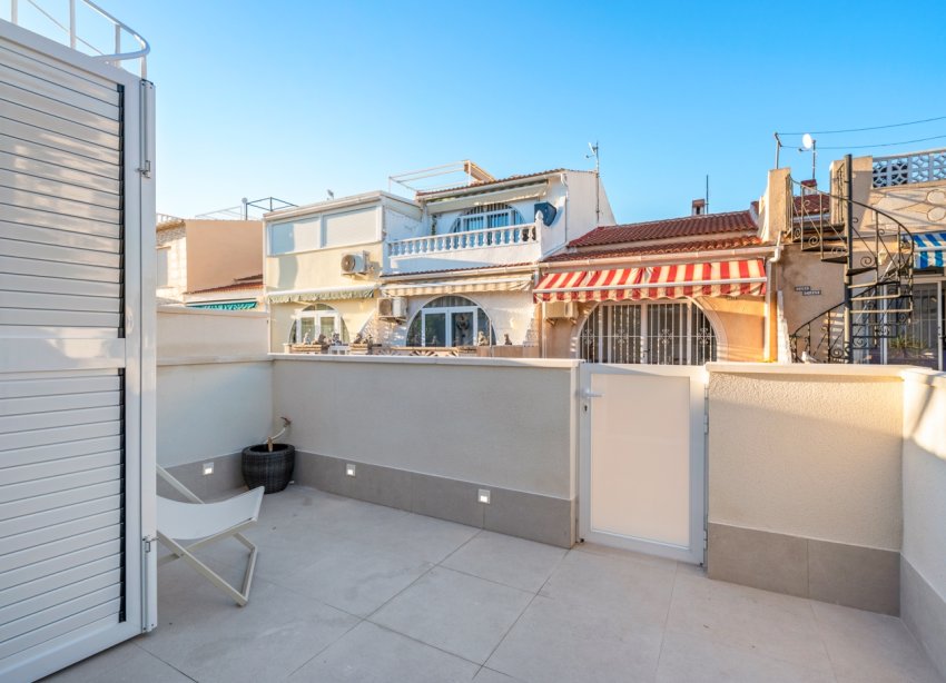 Resale - Terraced house / Townhouse - Torrevieja - El chaparral