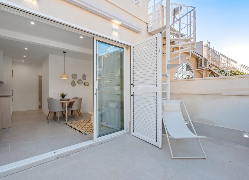 Resale - Terraced house / Townhouse - Torrevieja - El chaparral