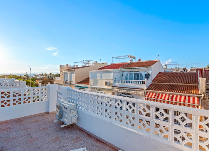 Resale - Terraced house / Townhouse - Torrevieja - El chaparral