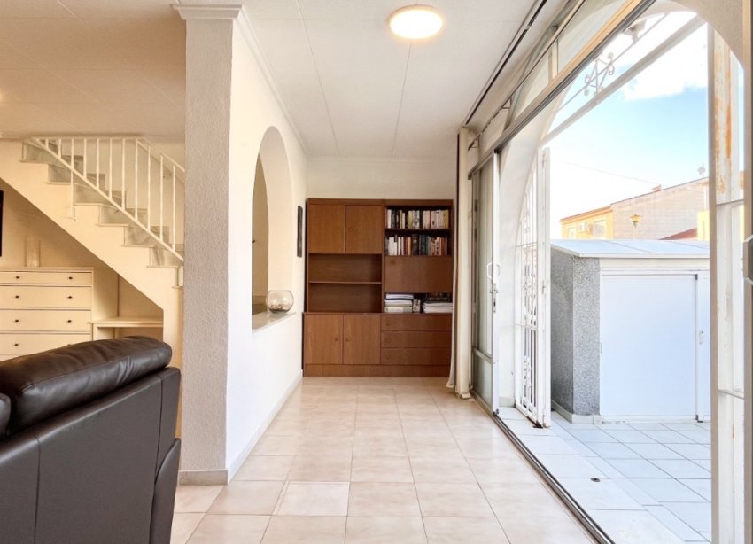 Resale - Terraced house / Townhouse - Torrevieja - La Siesta - El Salado -  Torreta