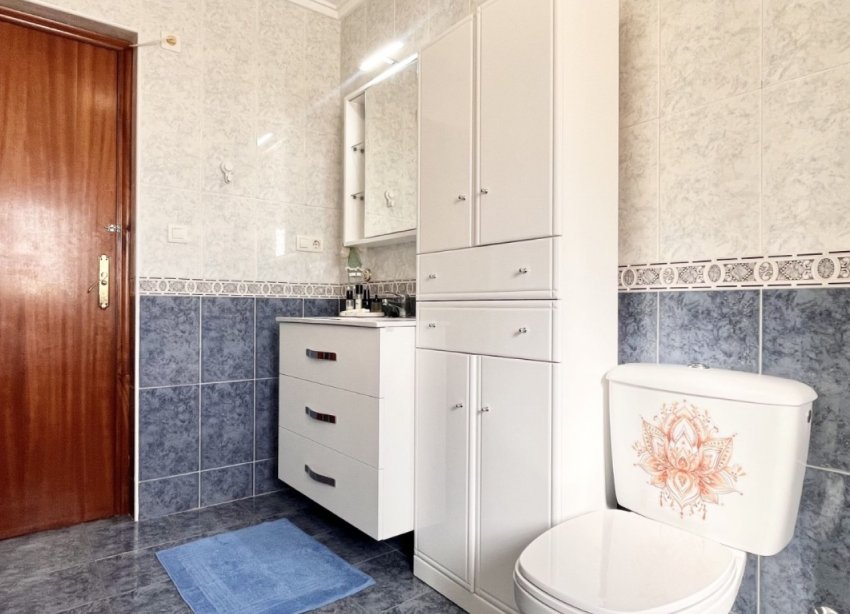 Resale - Terraced house / Townhouse - Torrevieja - La Siesta - El Salado -  Torreta