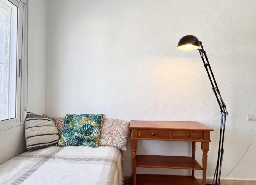 Resale - Terraced house / Townhouse - Torrevieja - La Siesta - El Salado -  Torreta