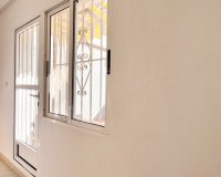 Resale - Terraced house / Townhouse - Torrevieja - La Siesta - El Salado -  Torreta