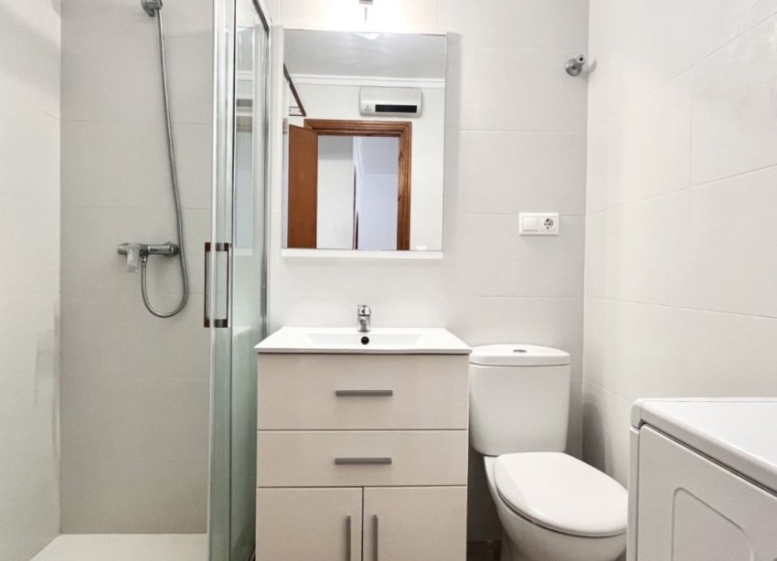 Resale - Terraced house / Townhouse - Torrevieja - La Siesta - El Salado -  Torreta