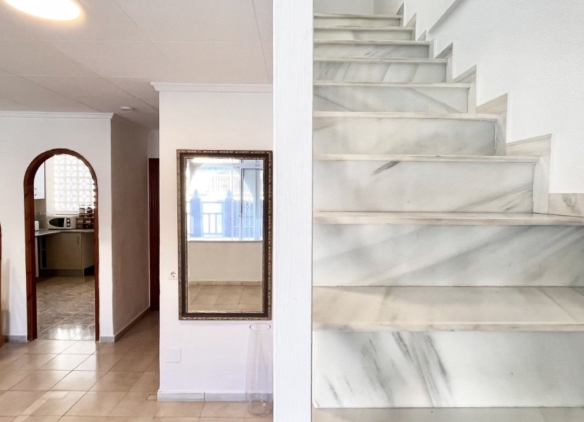 Resale - Terraced house / Townhouse - Torrevieja - La Siesta - El Salado -  Torreta