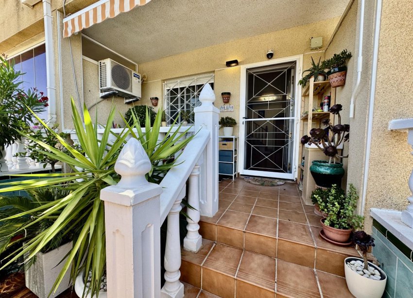 Resale - Terraced house / Townhouse - Torrevieja - La Siesta - El Salado - Torreta