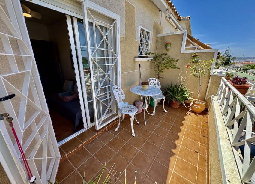 Resale - Terraced house / Townhouse - Torrevieja - La Siesta - El Salado - Torreta