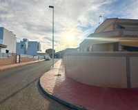 Resale - Terraced house / Townhouse - Torrevieja - La siesta