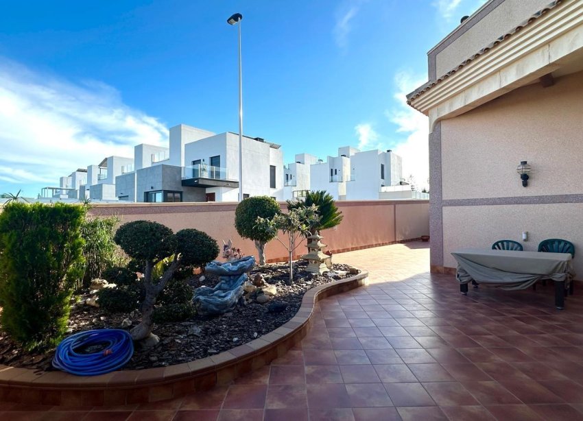 Resale - Terraced house / Townhouse - Torrevieja - La siesta