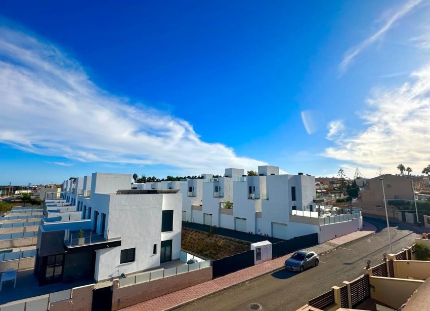 Resale - Terraced house / Townhouse - Torrevieja - La siesta
