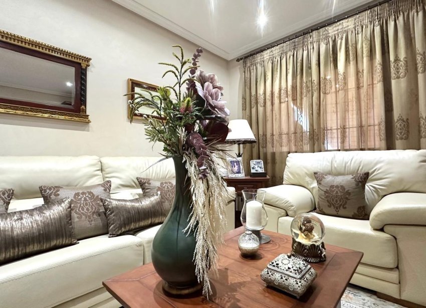 Resale - Terraced house / Townhouse - Torrevieja - La siesta