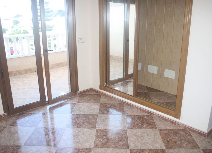 Resale - Terraced house / Townhouse - Torrevieja - Los Altos