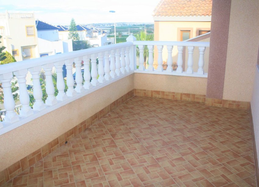Resale - Terraced house / Townhouse - Torrevieja - Los Altos