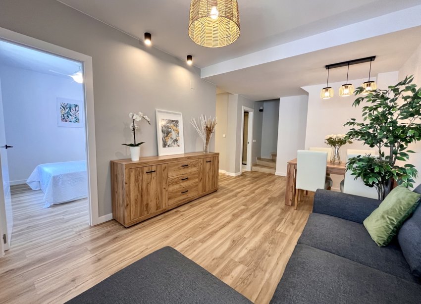 Resale - Terraced house / Townhouse - Torrevieja - Los Altos