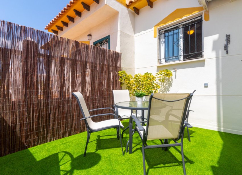Resale - Terraced house / Townhouse - Torrevieja - Los altos