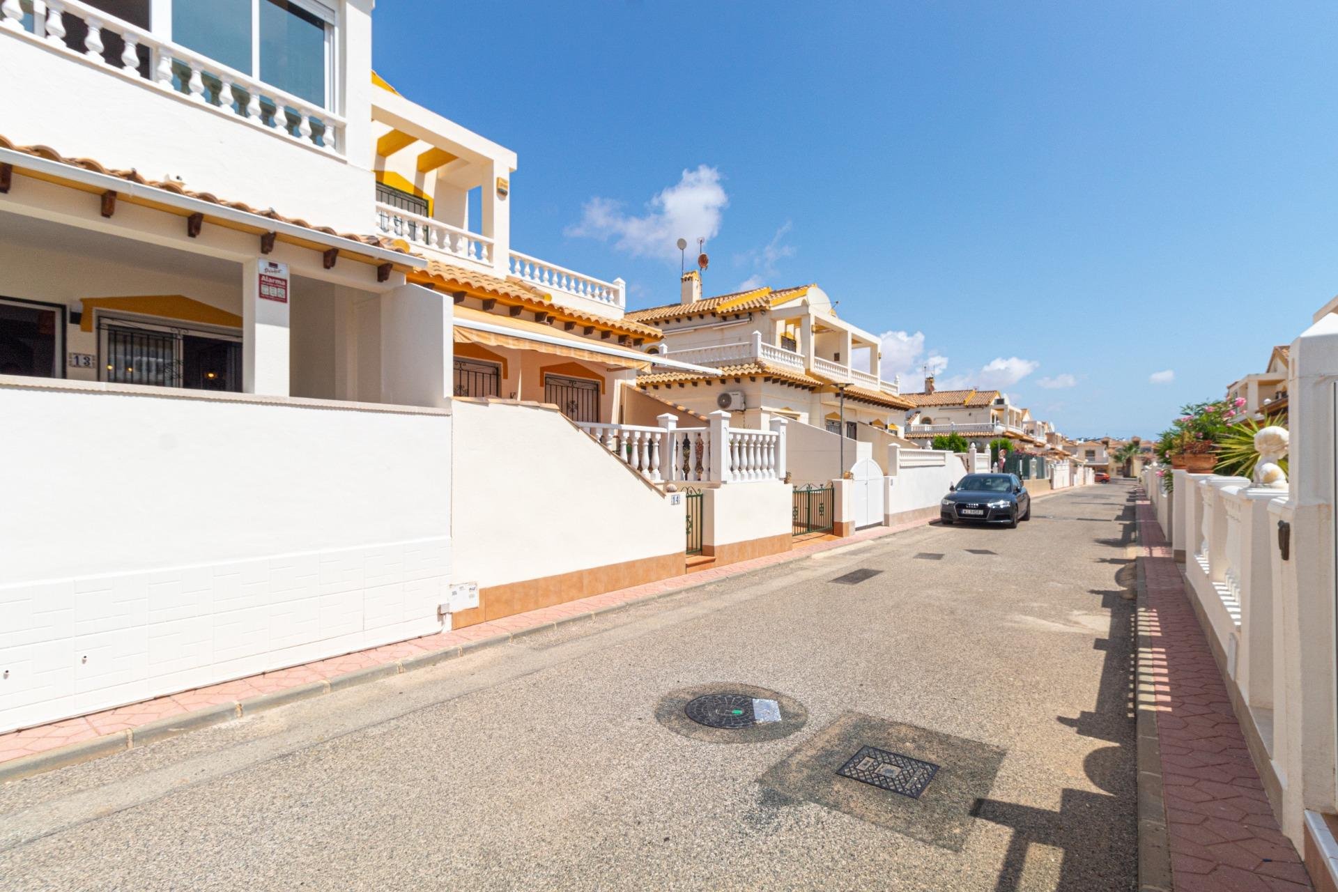 Resale - Terraced house / Townhouse - Torrevieja - Los altos
