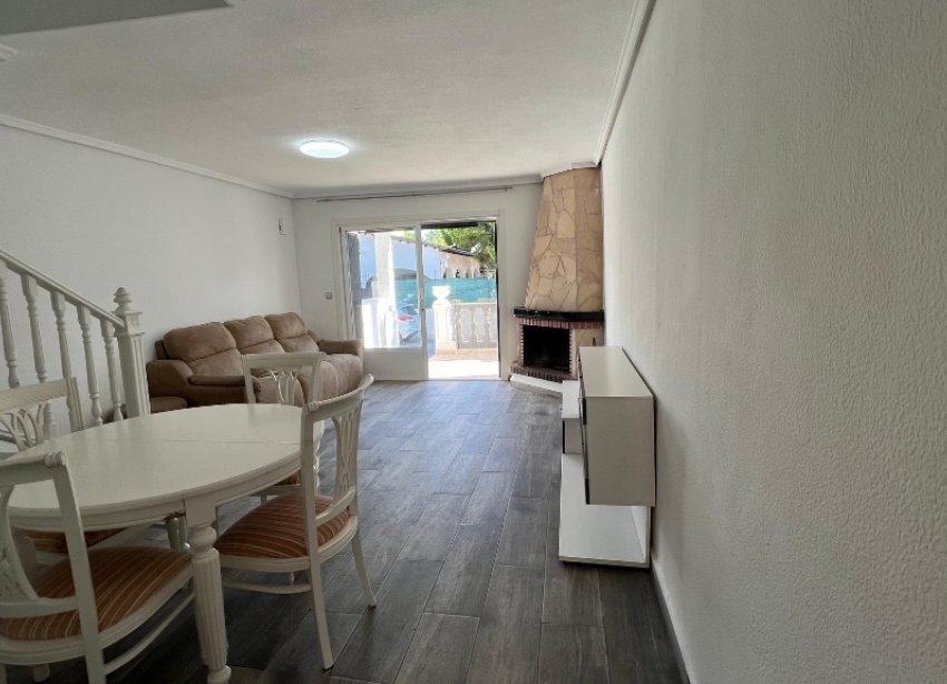 Resale - Terraced house / Townhouse - Torrevieja - Los Altos