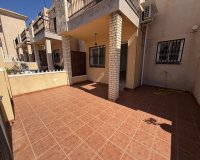 Resale - Terraced house / Townhouse - Torrevieja - Los Altos
