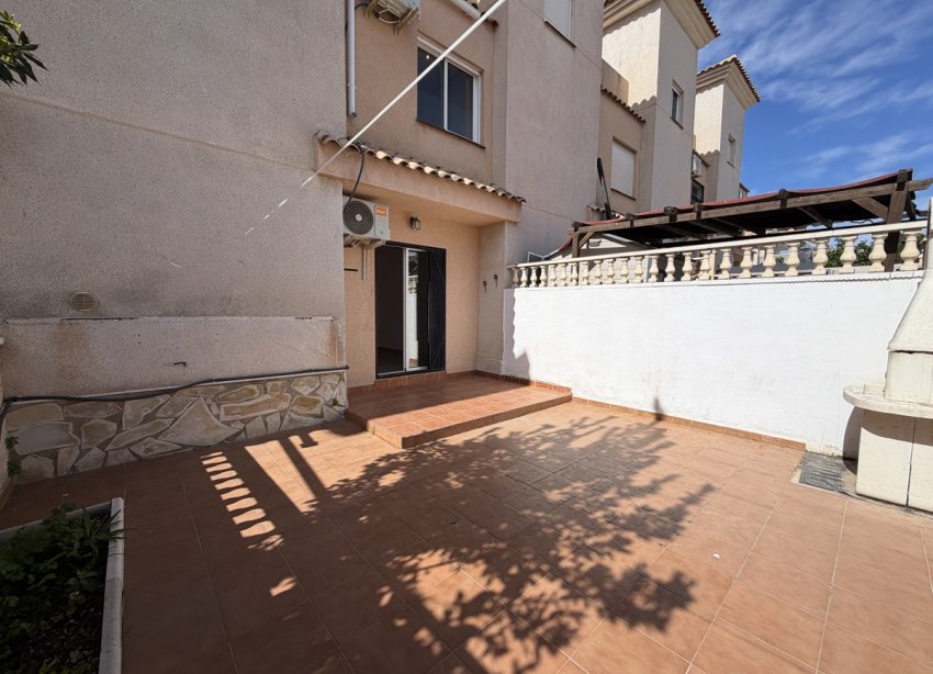 Resale - Terraced house / Townhouse - Torrevieja - Los Altos