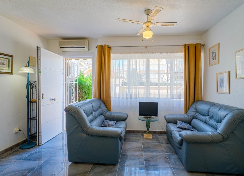 Resale - Terraced house / Townhouse - Torrevieja - Los Altos