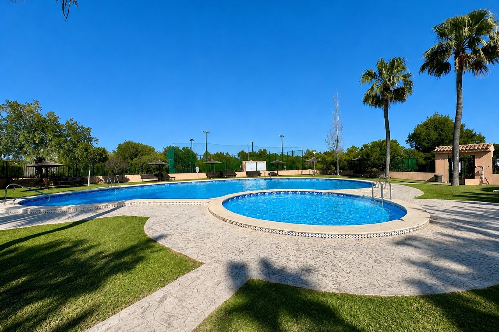 Resale - Terraced house / Townhouse - Torrevieja - Los Altos