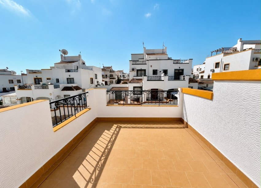 Resale - Terraced house / Townhouse - Torrevieja - Los Altos