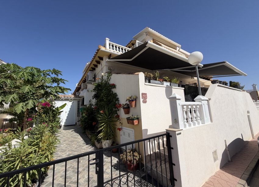 Resale - Terraced house / Townhouse - Torrevieja - Los Altos