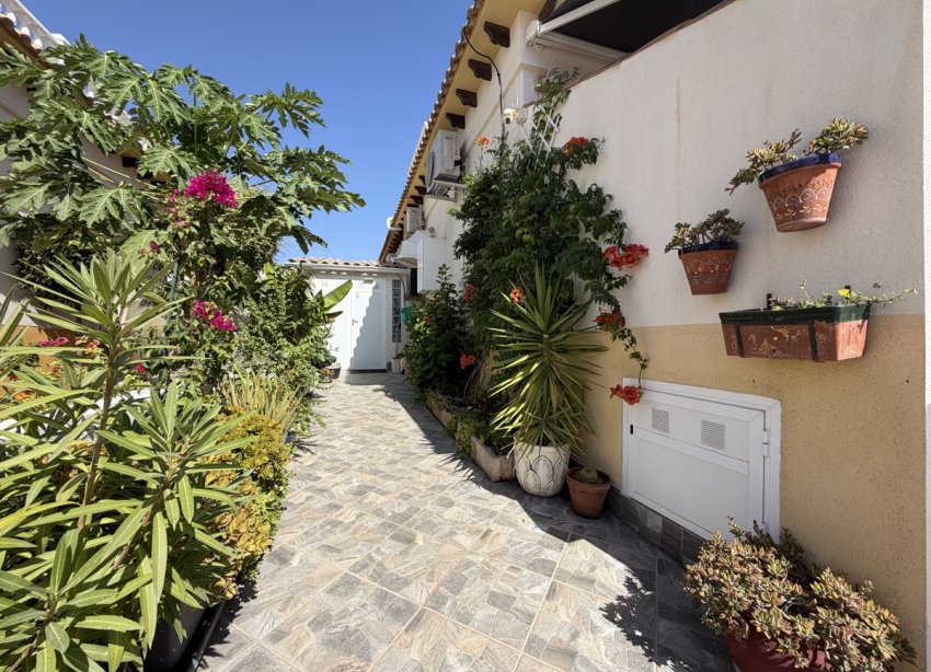 Resale - Terraced house / Townhouse - Torrevieja - Los Altos