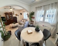 Resale - Terraced house / Townhouse - Torrevieja - Los Altos
