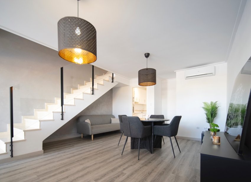 Resale - Terraced house / Townhouse - Torrevieja - Los Balcones