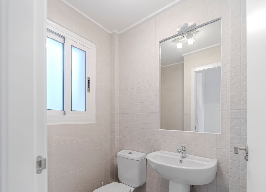 Resale - Terraced house / Townhouse - Torrevieja - Los Balcones