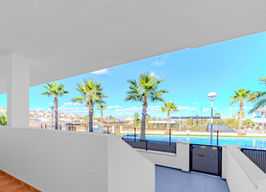 Resale - Terraced house / Townhouse - Torrevieja - Los Balcones