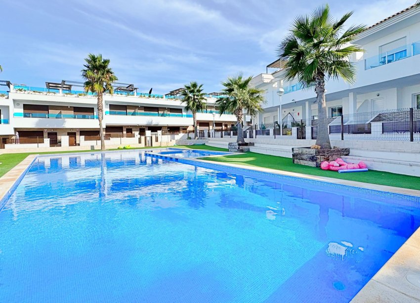 Resale - Terraced house / Townhouse - Torrevieja - Los Balcones