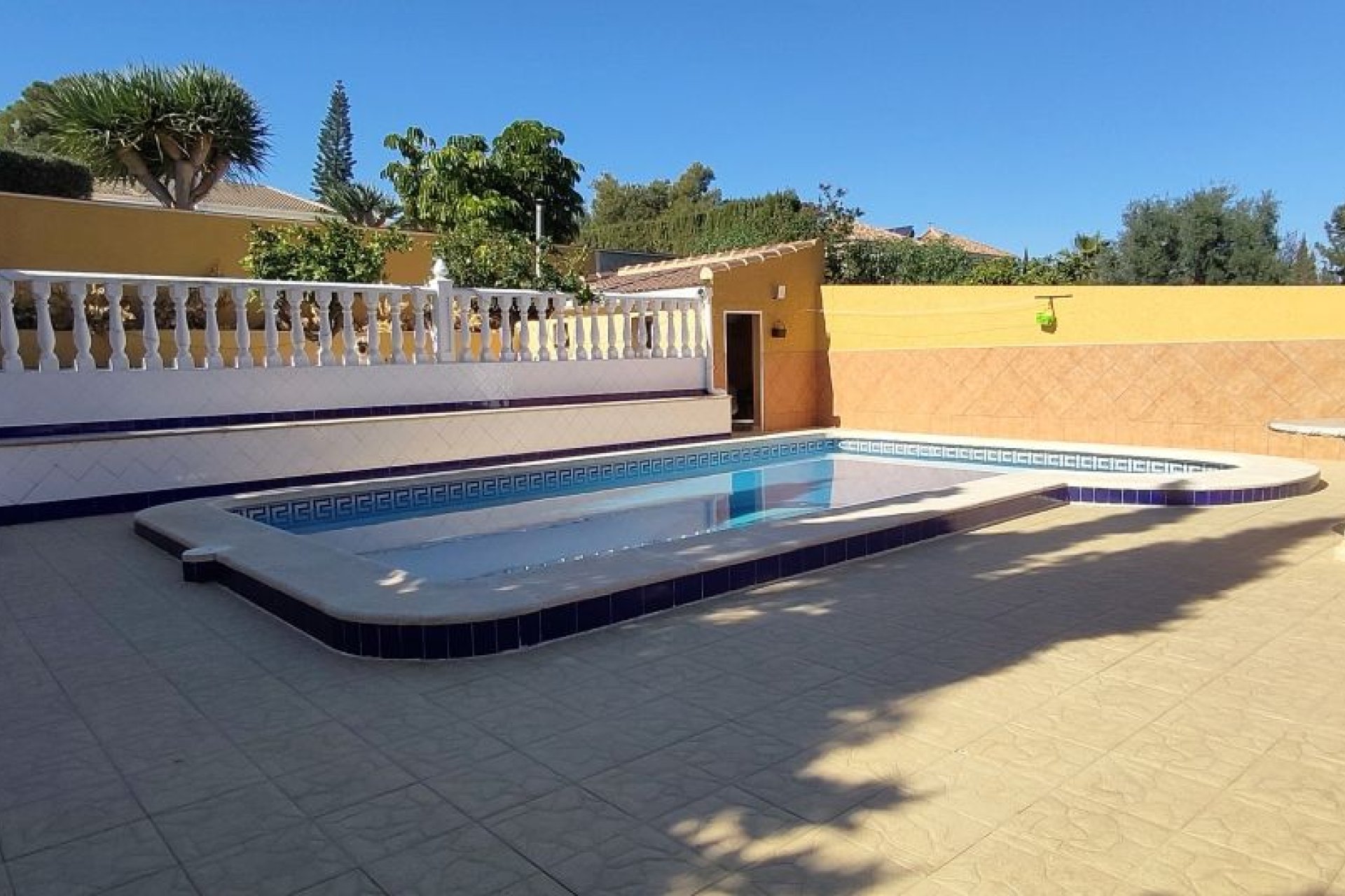 Resale - Terraced house / Townhouse - Torrevieja - Los Balcones