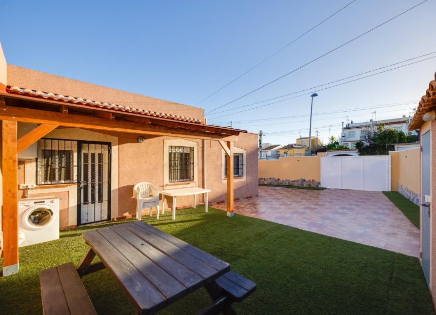 Resale - Terraced house / Townhouse - Torrevieja - Los Balcones