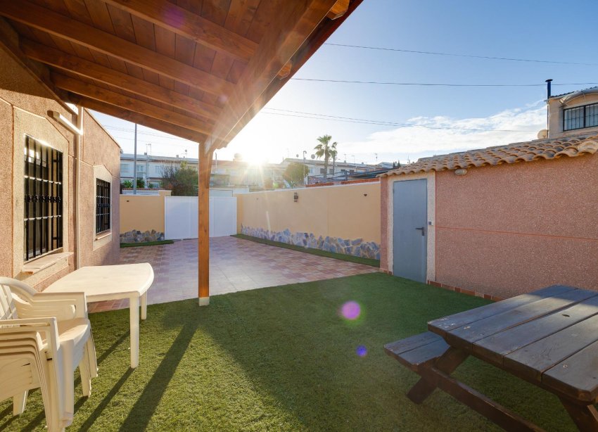 Resale - Terraced house / Townhouse - Torrevieja - Los Balcones