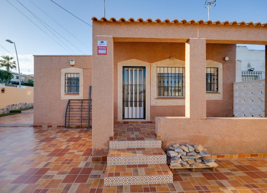 Resale - Terraced house / Townhouse - Torrevieja - Los Balcones